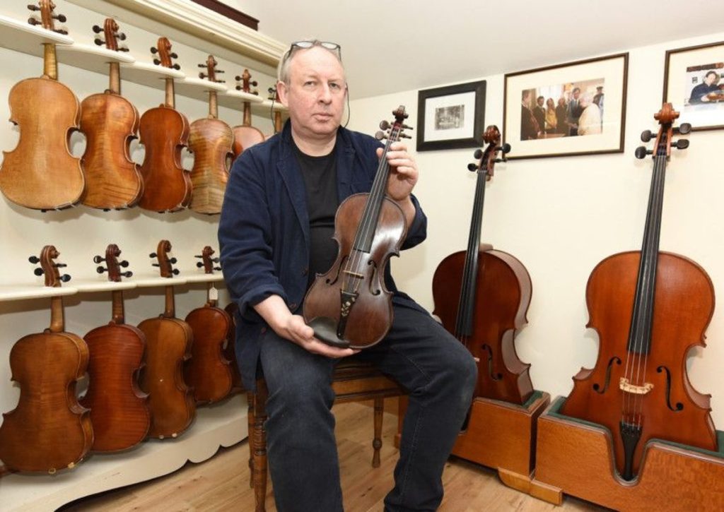 David Rattray Violins Skyinbow stockist and professional fitting in Kirkcaldy